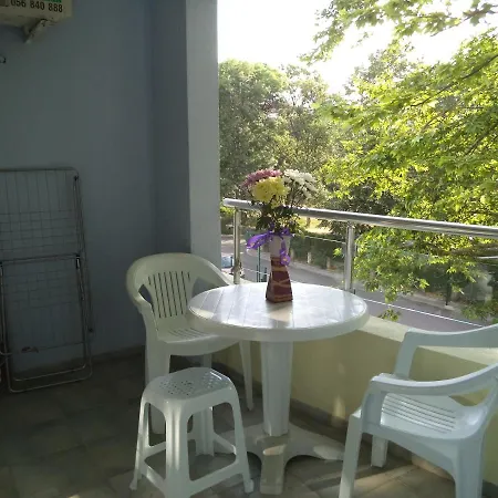 Апарт-отель Guest Dental Space 3*