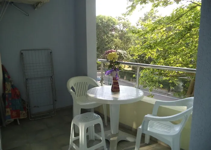 Ξενοδοχείο με διαμερίσματα Guest Dental Space 3*